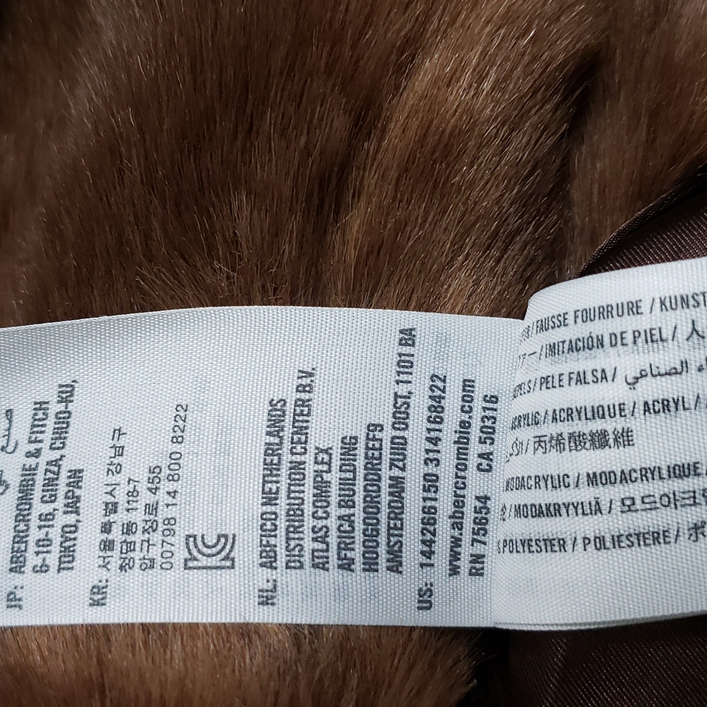 Abercrombie & Fitch faux fur coat, NWOT - Picture 6 of 8
